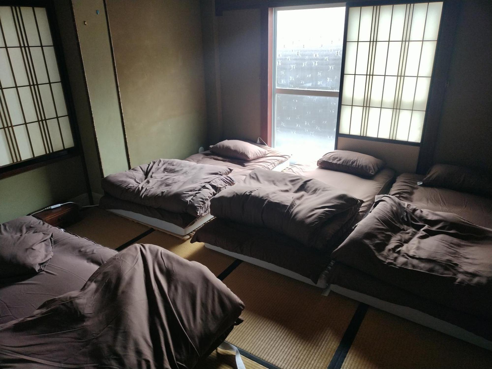 Backpackers Kur Guesthouse Asahirou 旅人湯治客舎朝日楼 Kaga  Exterior foto